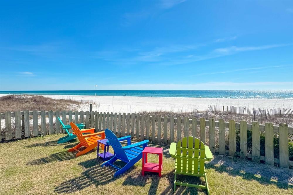 Two-Bedroom Apartment - Oceanfront interior